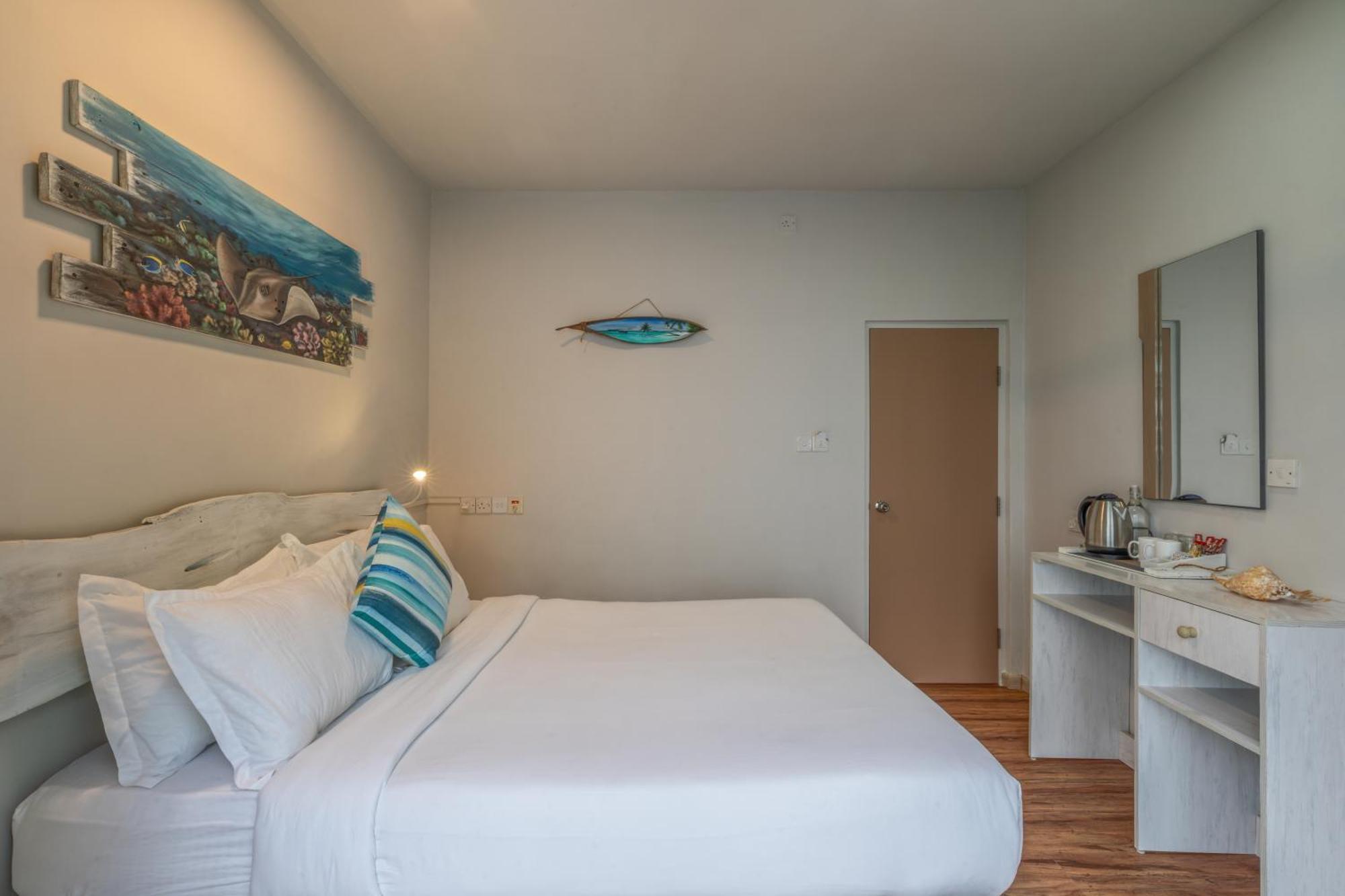 Ocean Pearl Maldives At Gulhi Island Ξενοδοχείο Εξωτερικό φωτογραφία